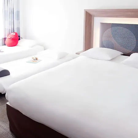 Novotel Hotel 4*