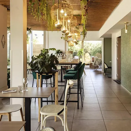 Ξενοδοχείο Novotel 4*