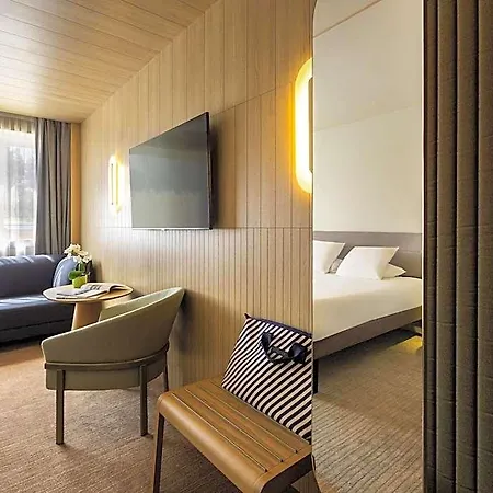 Novotel 4*