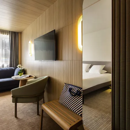 Novotel Hotel 4*