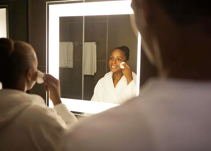 Novotel 4* Νανσύ