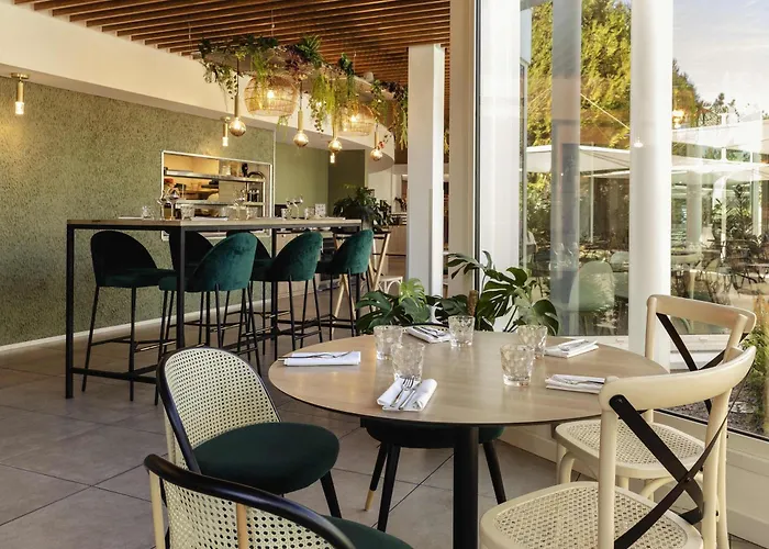 Ξενοδοχείο Novotel 4*